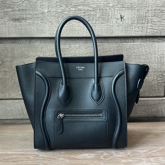 MICRO LUGGAGE HANDBAG IN DRUMMED CALFSKIN
BLACK - Picture 3 of 7